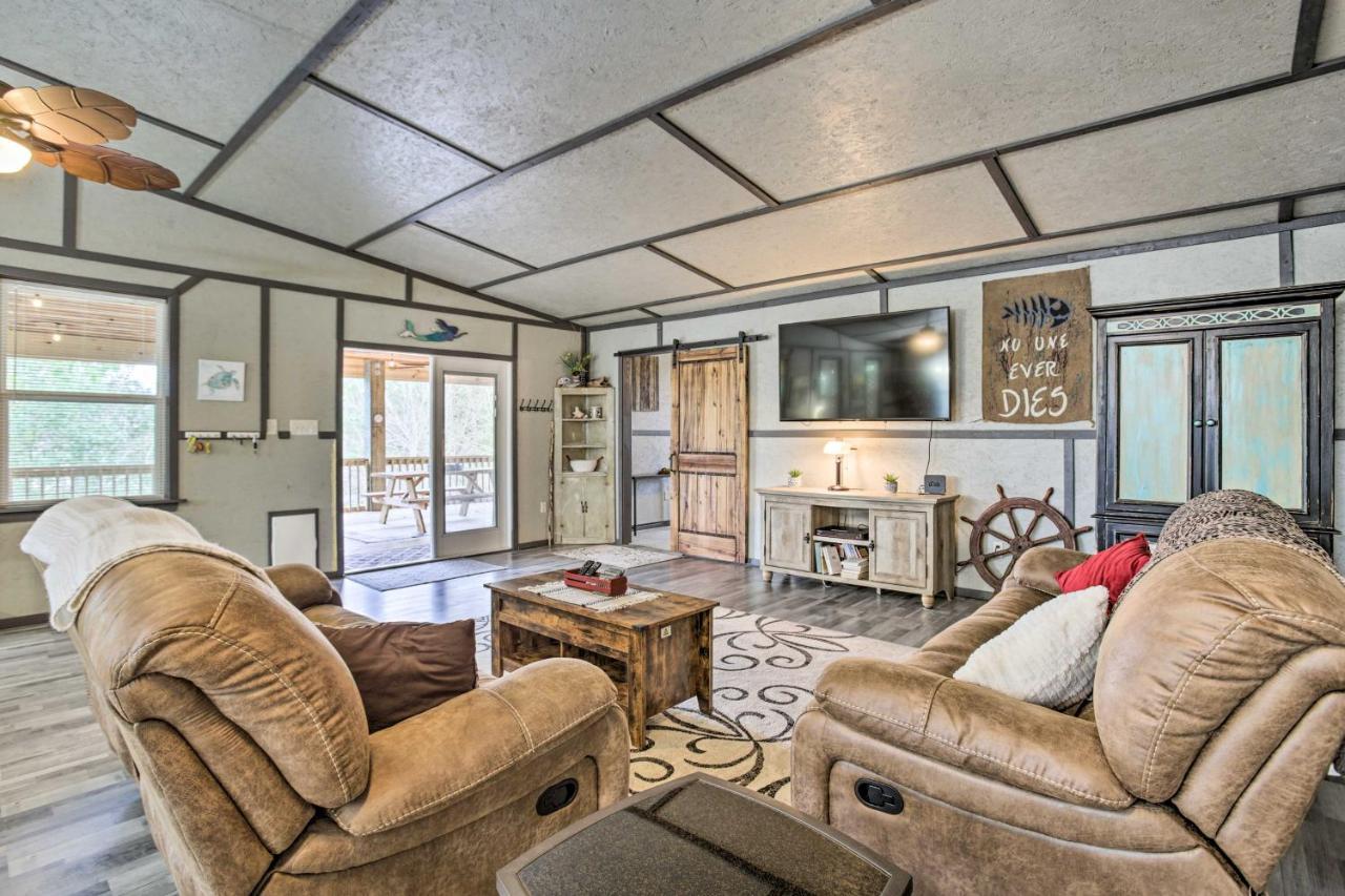 Waterfront Bay St Louis Beach House With Deck! Bay St. Louis Extérieur photo